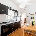 Xystum Apartment Rom
